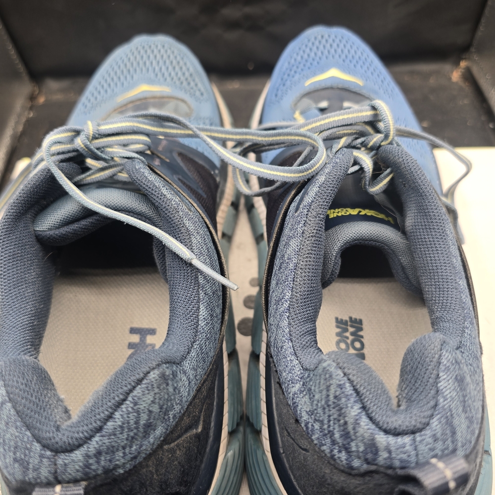Hoka One One Gaviota 2 in Navy and Light Blue - Picture 3 of 9